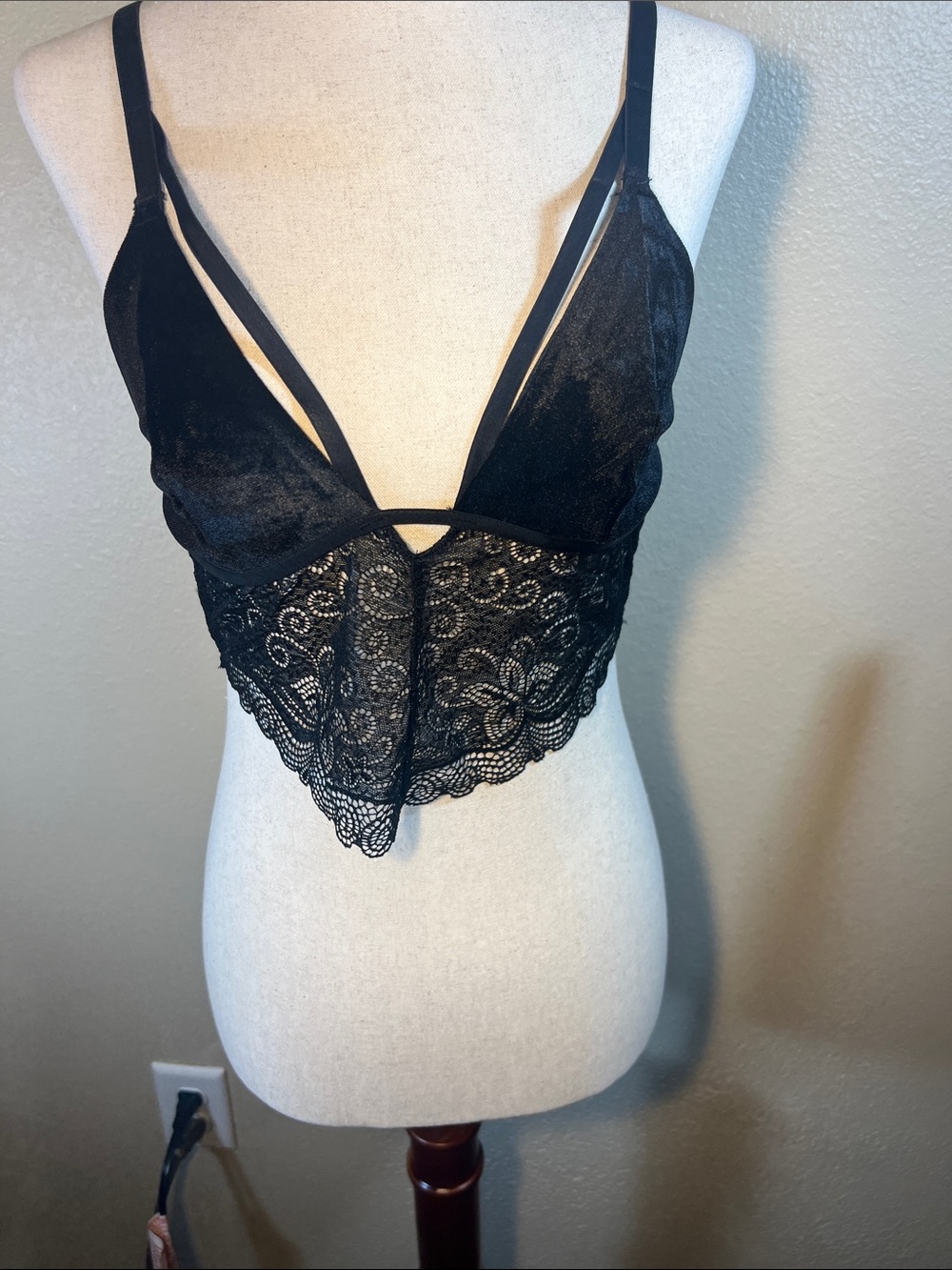 Velvet Lace Bralette in Black